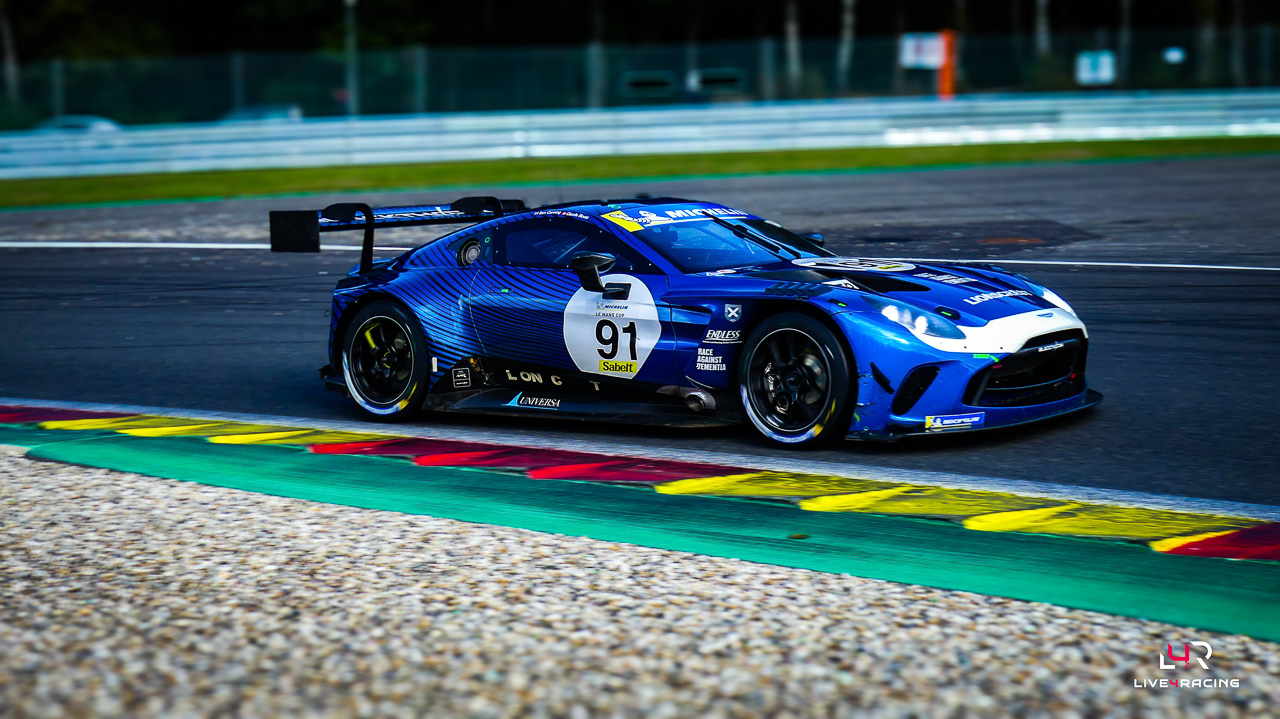 Claude Bovet and Thomas Canning driving an Aston Martin Vantage AMR GT3 Evo at 4 hours of Spa Francorchamps 2026.