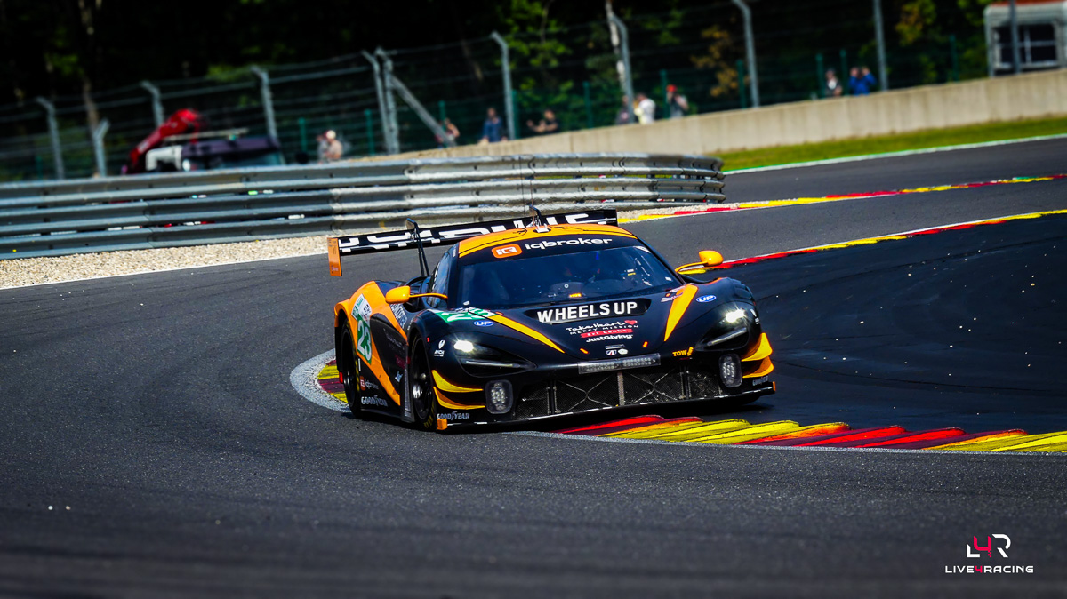 Michael Birch, Wayne Boyd et Garnet Patterson au volant d’une McLaren 720S LMGT3 Evo lors de l’épreuve 4 hours of Spa Francorchamps 2026.