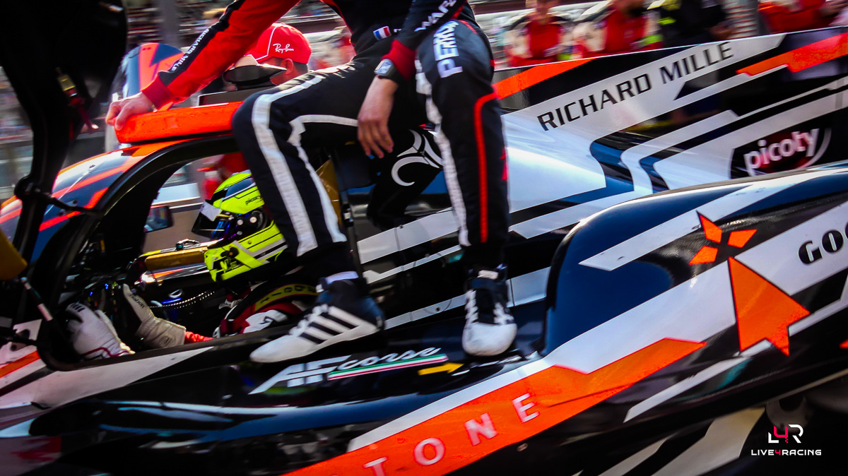 Antonio Fuoco, François Perrodo and Matthieu Vaxivière driving an ORECA 07 at 4 hours of Spa Francorchamps 2026.