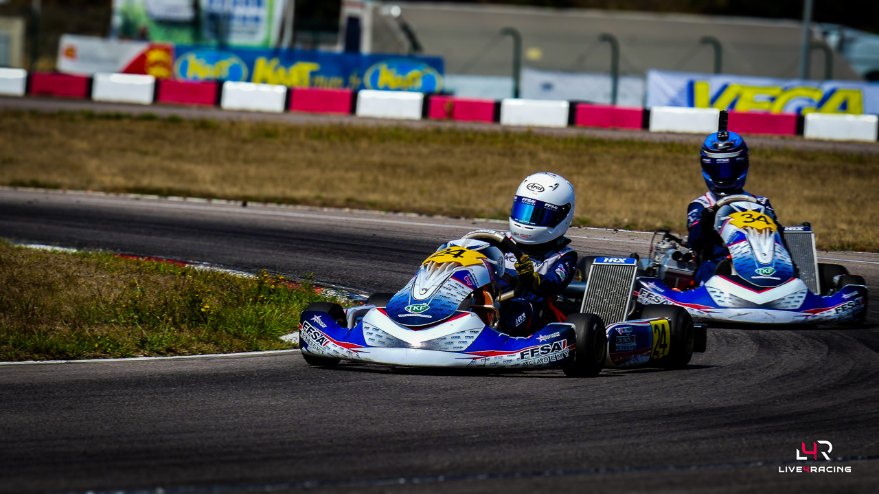 Mike Meynard driving an Exprit Noesis MY15 at Trophée des Champions Anneville 2026.
