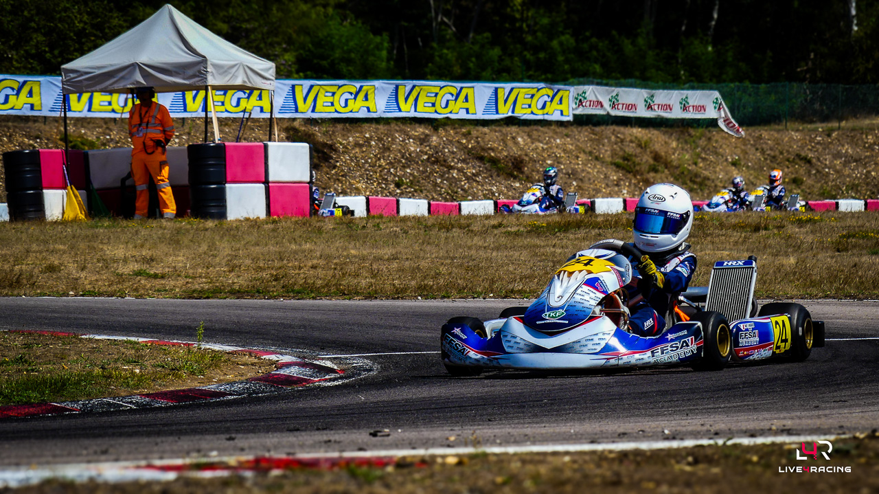 Mike Meynard driving an Exprit Noesis MY15 at Trophée des Champions Anneville 2026.