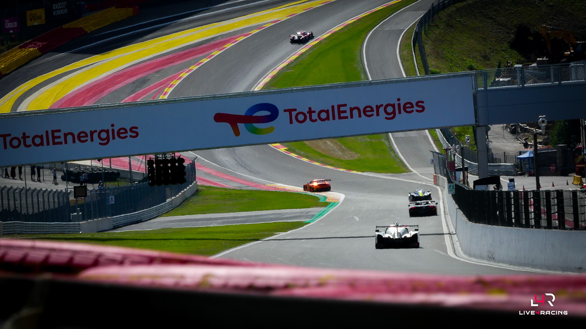Rui Andrade, Ameerh Naran et Sergio Sette Camara au volant d’une Mercedes-AMG LMGT3 lors de l’épreuve 4 hours of Spa Francorchamps 2026.