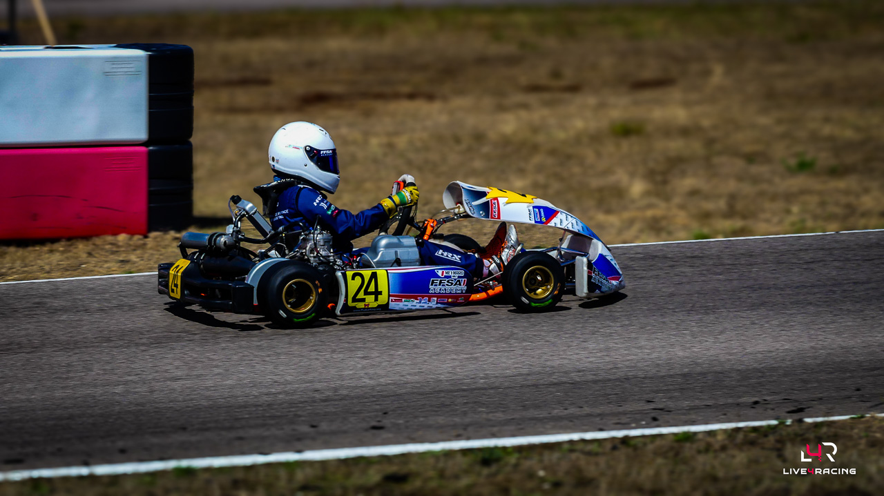 Mike Meynard driving an Exprit Noesis MY15 at Trophée des Champions Anneville 2026.